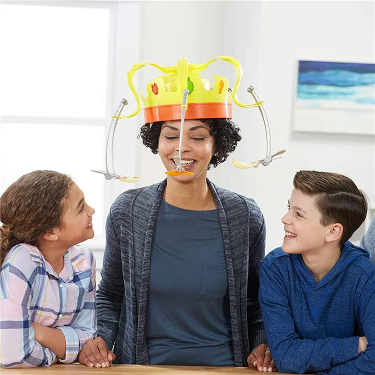 Rotating Crown Hat Chow Crown  - Play Friends Party Games reseña y precio